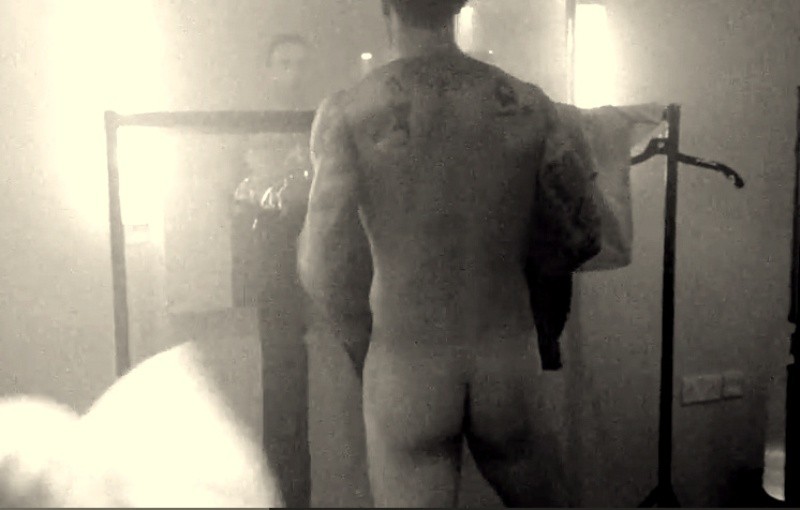 Adam Levine ukázal zadok